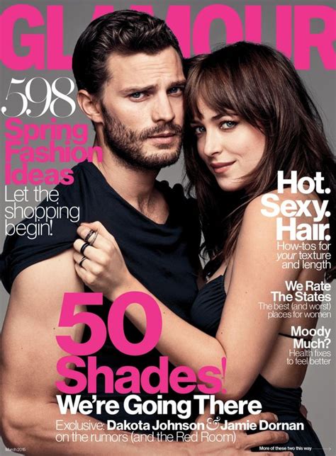 Dakota Johnson Poses Completely Nude In Front of Jamie。